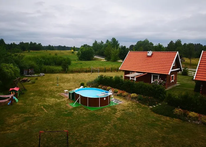 Duzy Dom I Domki Z Bala Mikolajki - Caloroczne