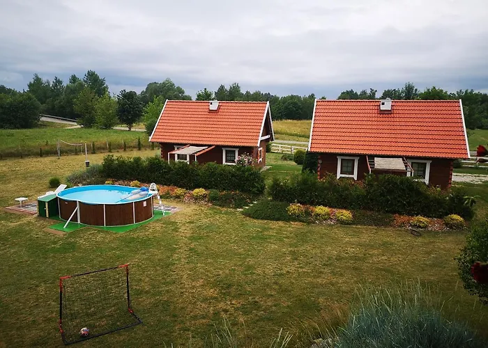 Duzy Dom I Domki Z Bala Mikolajki - Caloroczne