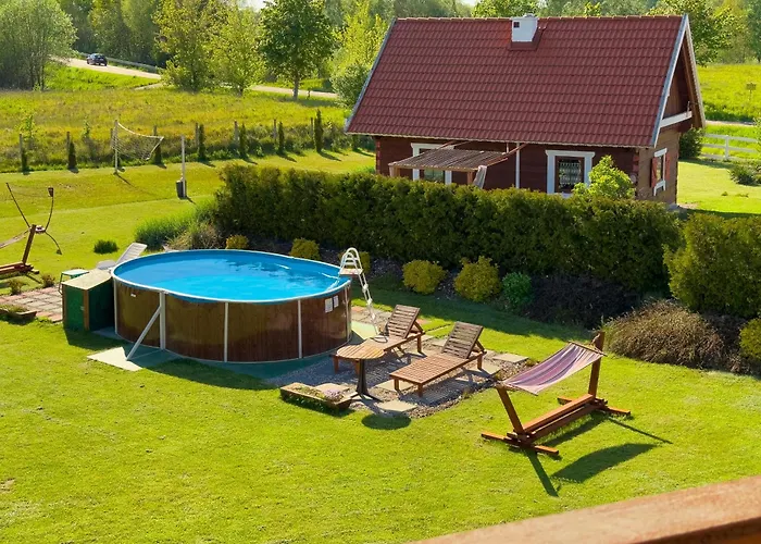 Duzy Dom I Domki Z Bala Mikolajki - Caloroczne